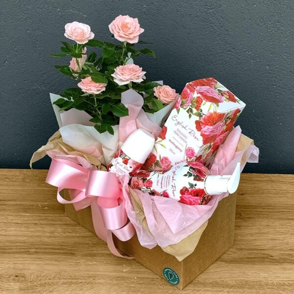 Cesta com Rosa Hidratante Corporal e Desodorante Mahogany