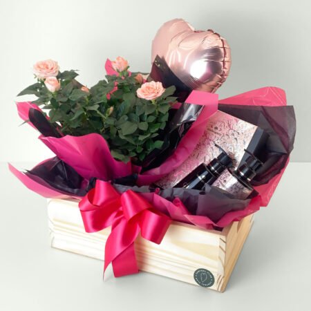 Cesta Mini Rosa P15 + Balão + Hidratante e Sabonete Liquido Glam