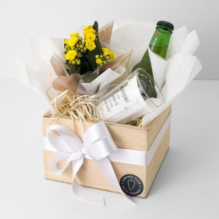 Cesta Muda Kalanchoe P06 Amarelo + Heineken + Copo Boteco Amiga