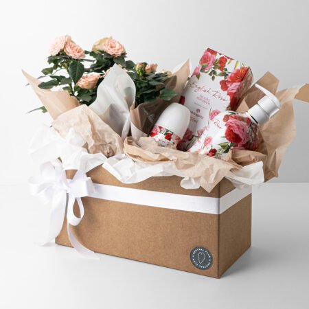 Cesta com Rosa Hidratante Corporal e Desodorante Mahogany