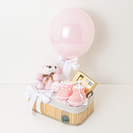 Cesta Urso de Pelúcia Rosa + Sapatinho de Bebê + Ferrero Rocher 50g