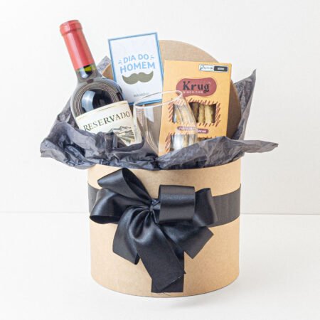 Box Vinho Reservado Cabernet Sauvignon 750Ml + Taça de Vidro P/Vinho Baixa + PALITO DE BACON 100G + Tag Dia Do Homem